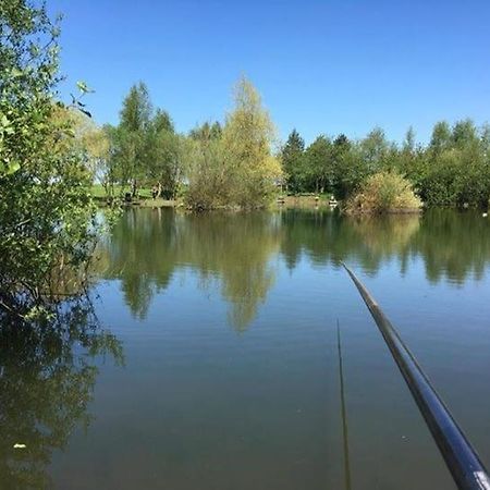 Elton Barn Fishery & Retreat Nottingham Dış mekan fotoğraf